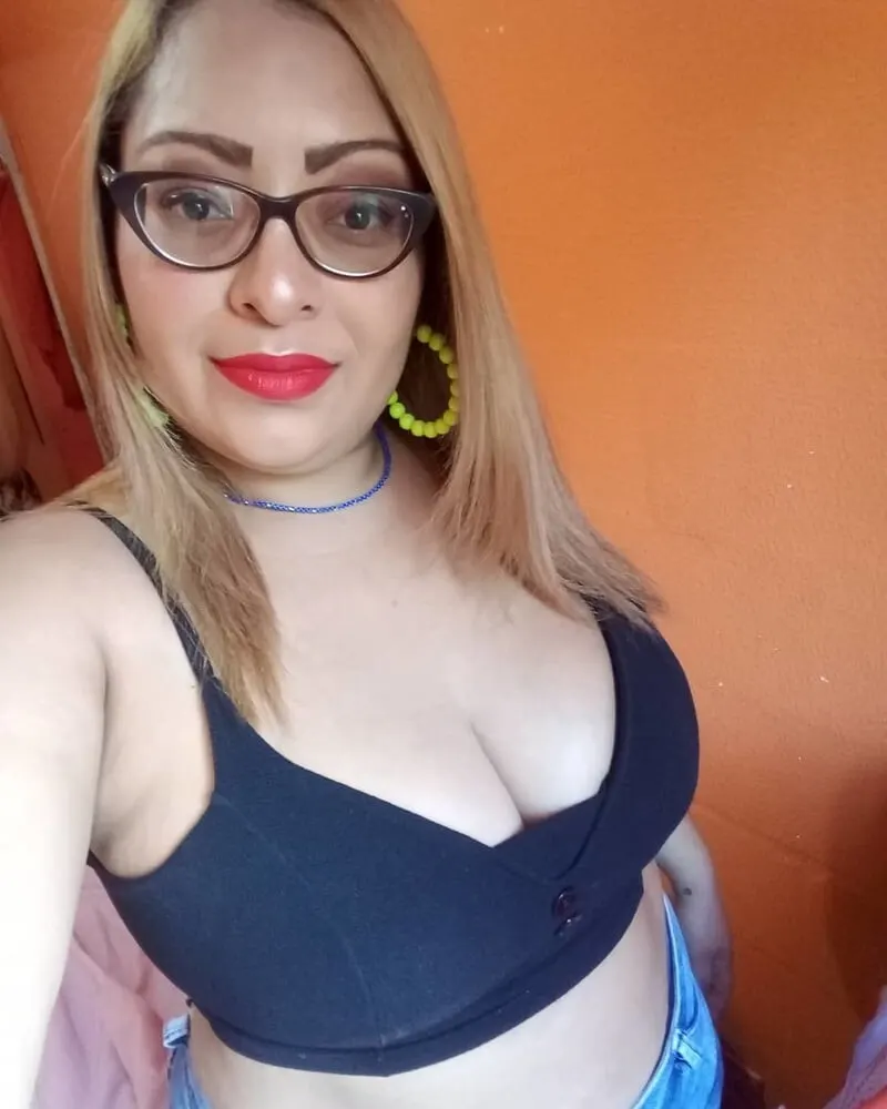 Rica pechugona