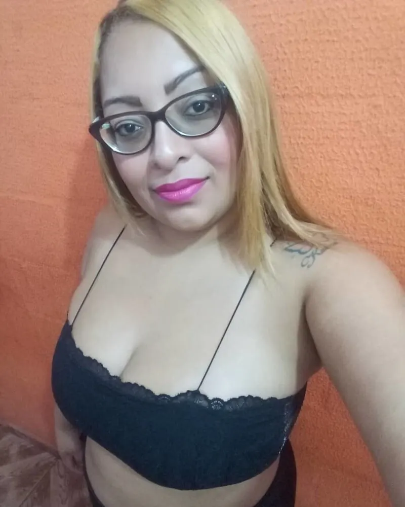 Rica pechugona