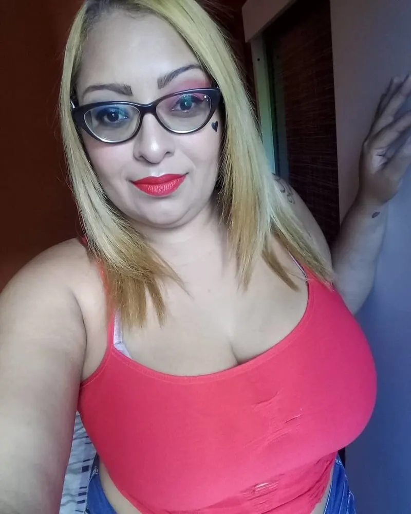 Rica pechugona