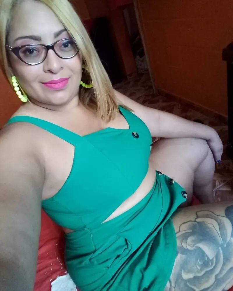 Rica pechugona