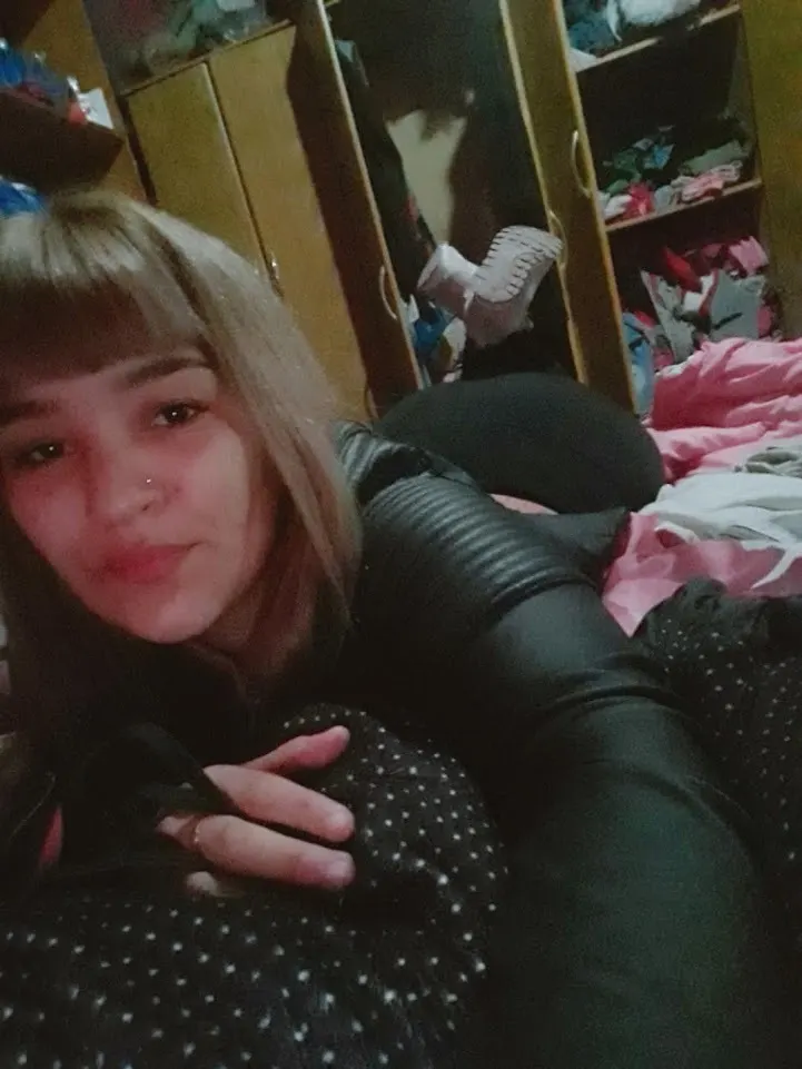 mix semanal de material enviado por amigas a mi 😁