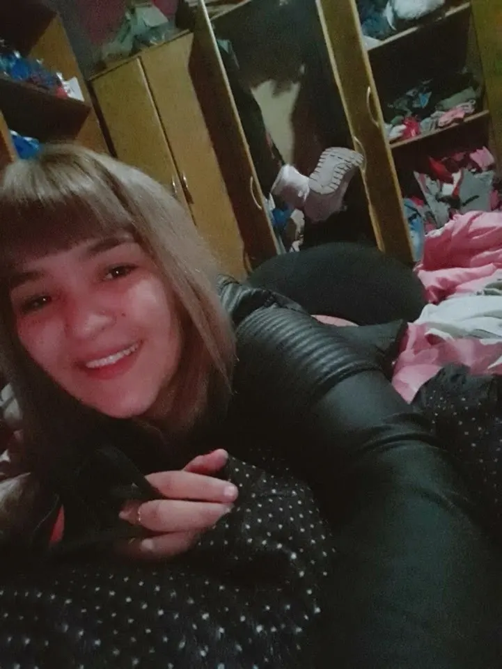 mix semanal de material enviado por amigas a mi 😁