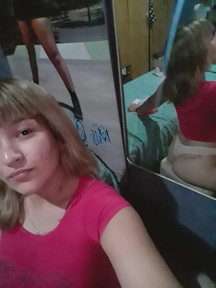 mix semanal de material enviado por amigas a mi 😁