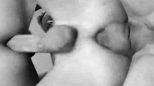 chicas con tetas y rabos pasándolo bien