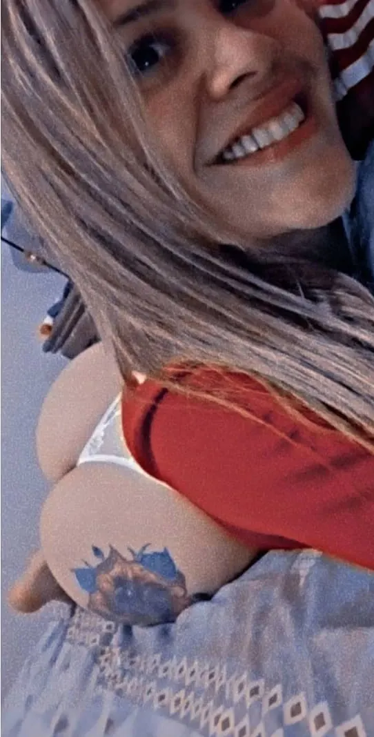 Belén, rubia culona