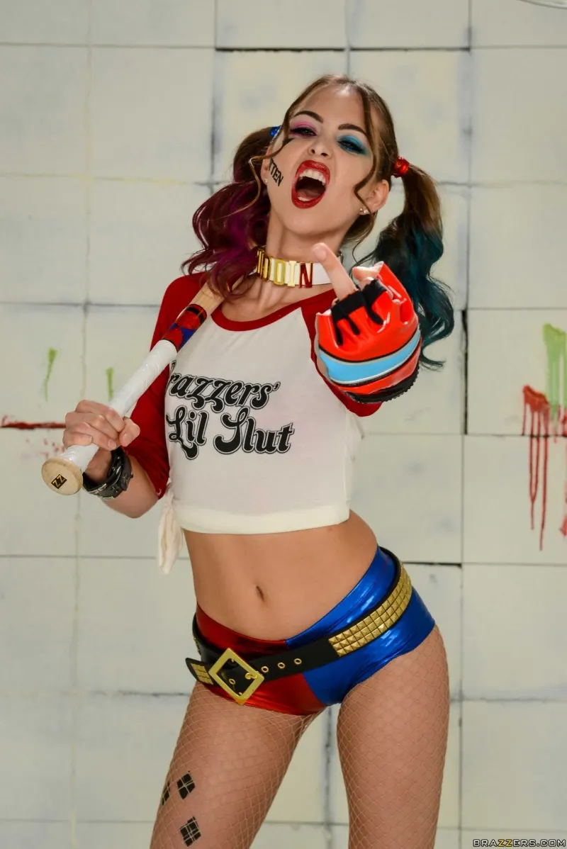 Riley Reid [Harley Quinn]
