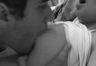Gatitas toman la leche