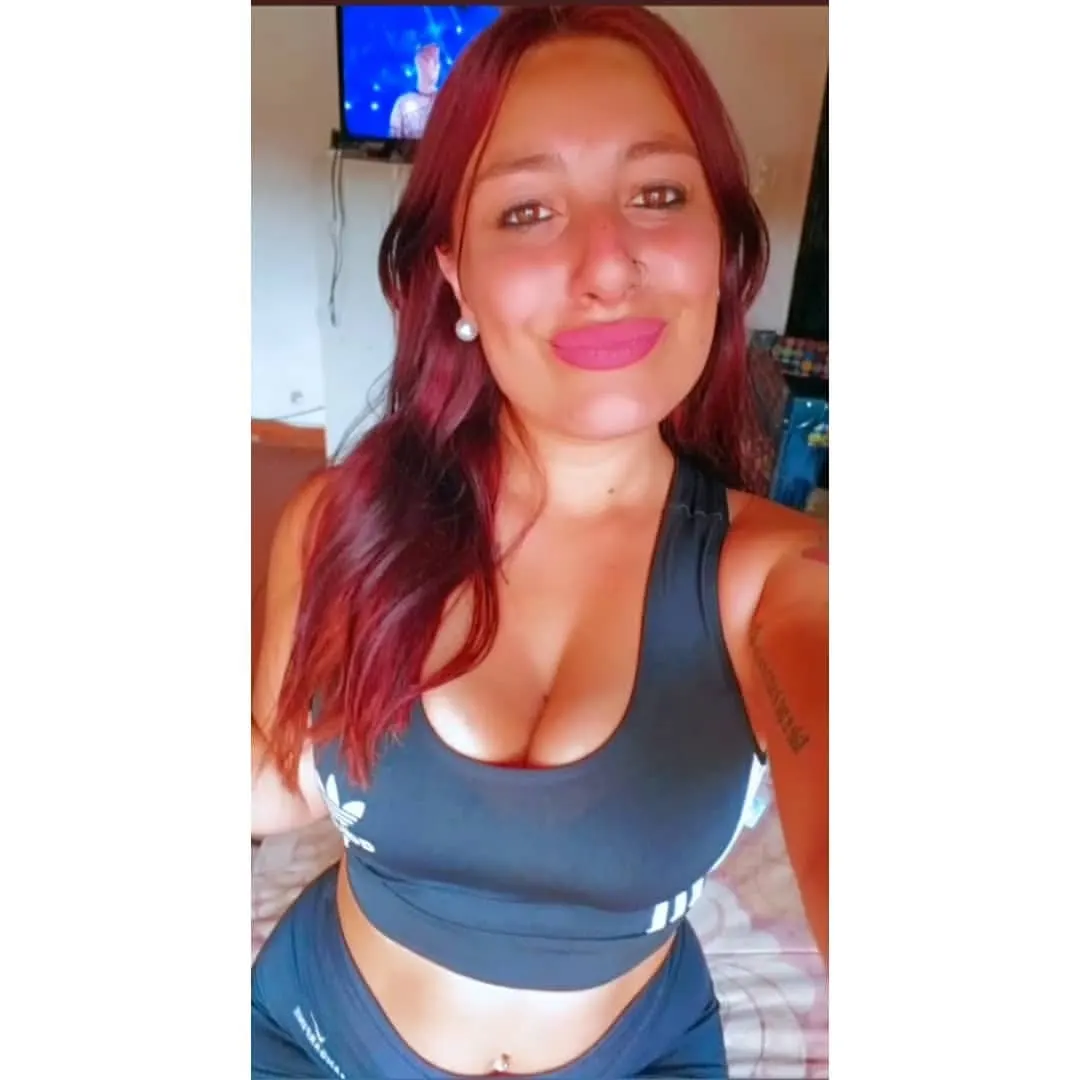 Antito pendeja de tremendas tetas y culo(soft)