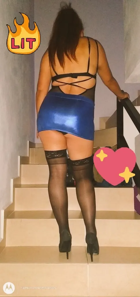 celeste, ella es una esposa caliente!...
