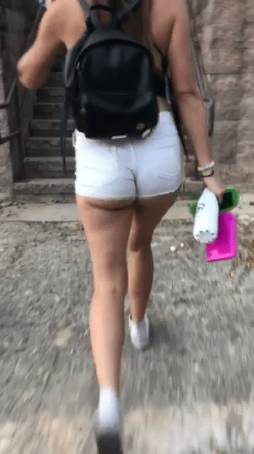 Putitas Por La Calle#1 (Gifs)
