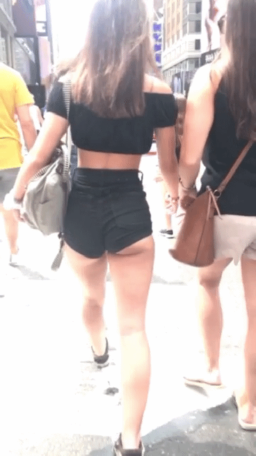 Putitas Por La Calle#1 (Gifs)