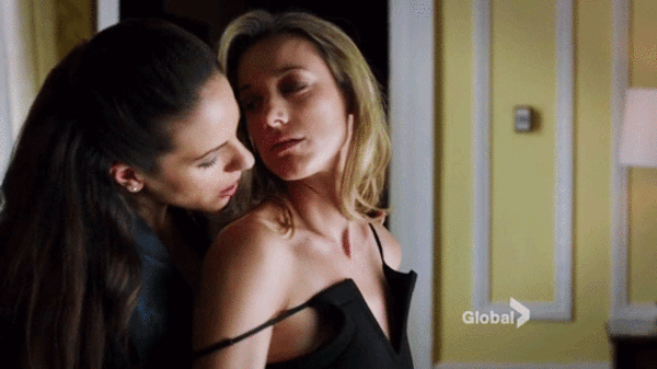 Gif de lesbianas.
