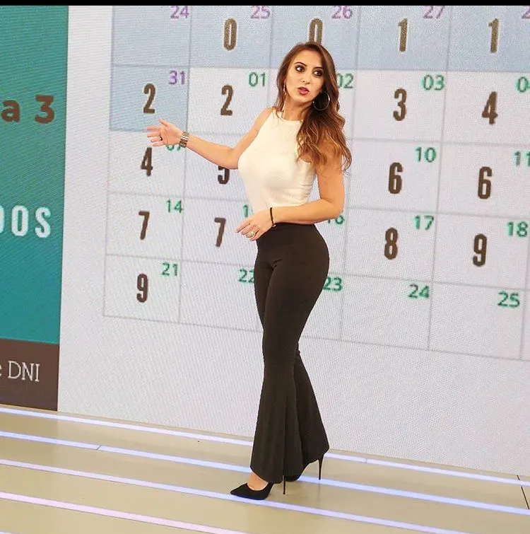 milfs bien vestiditas parte 1