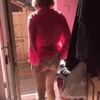 La madura y sus calientes gifs...