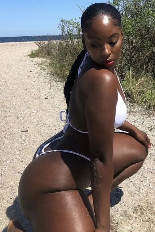 lamer, meter, mostrar lo más rico