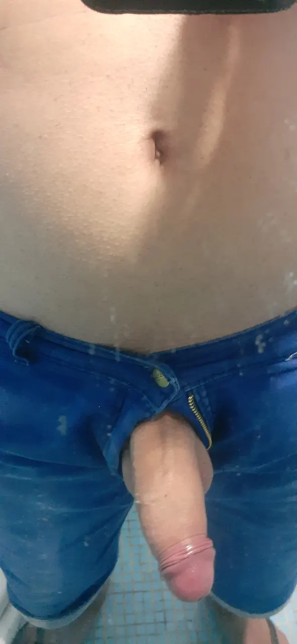 Alguien quiere chuparme la pija??