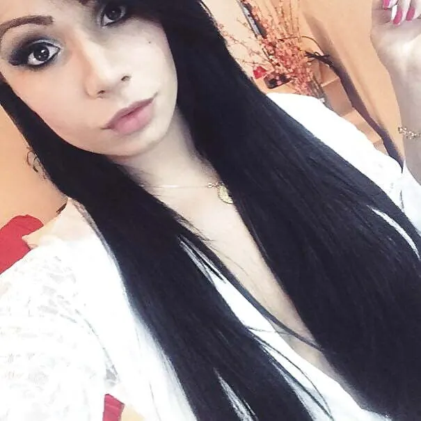 Hermosa nena 222