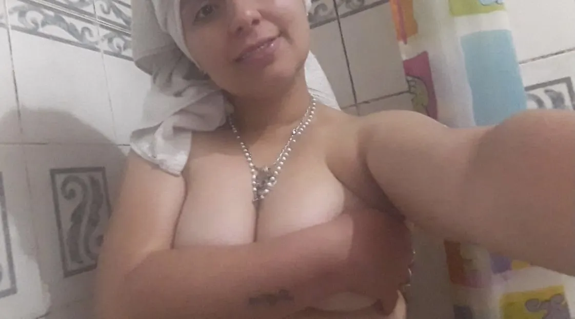 Madura con tetas gordas muy rica