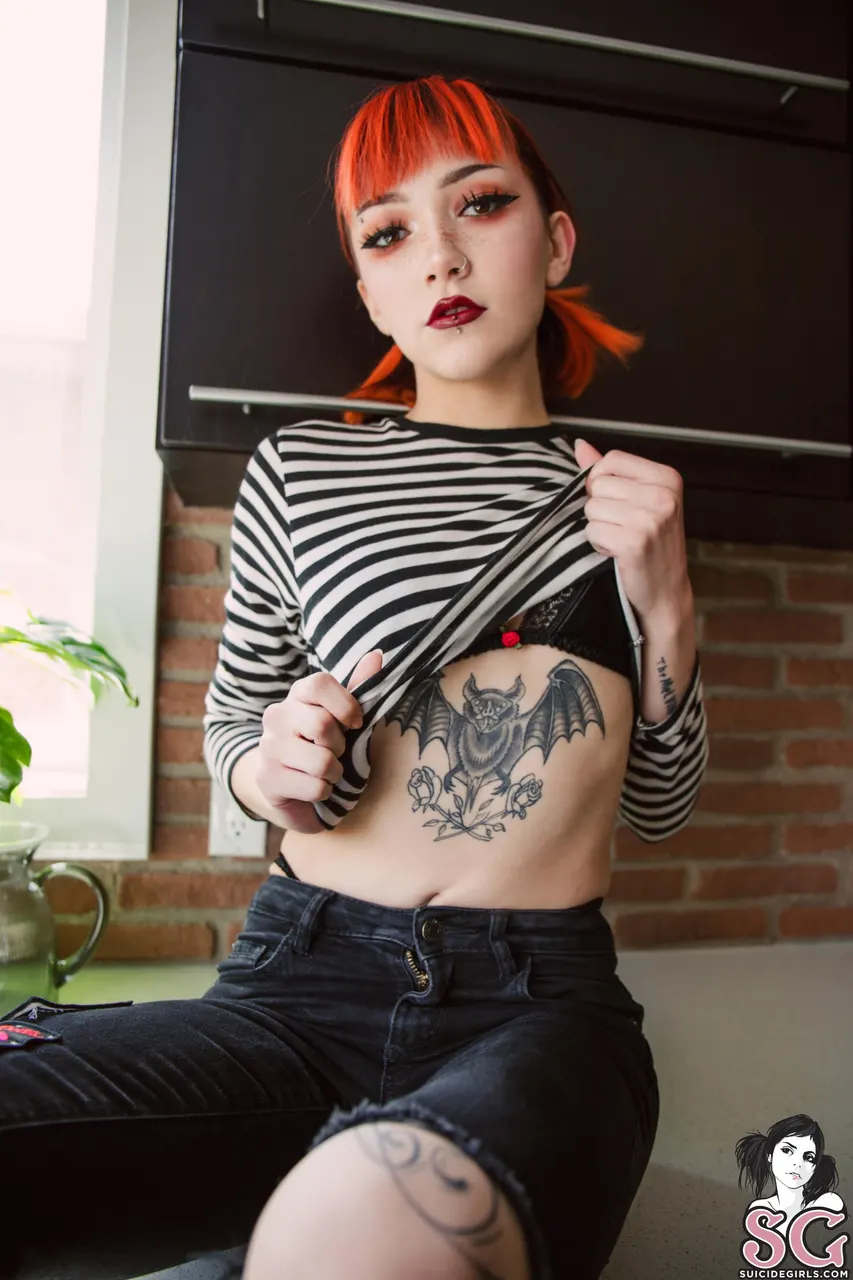 riotdoll Flora