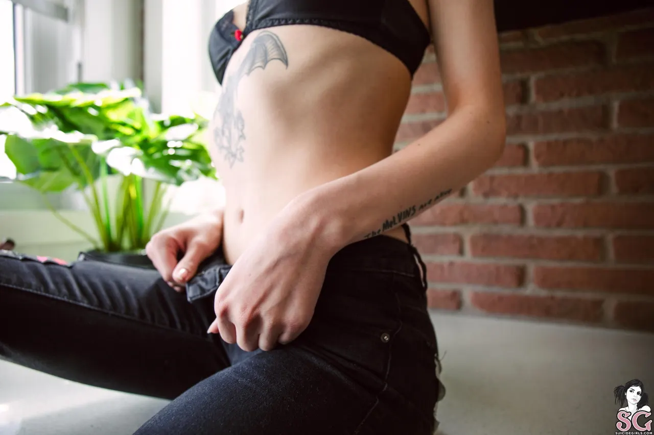 riotdoll Flora