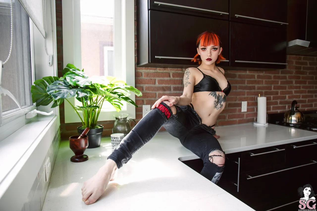 riotdoll Flora
