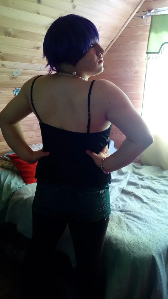Cogida a Gordita Crossdresser de 20 Años Leche en la Boca