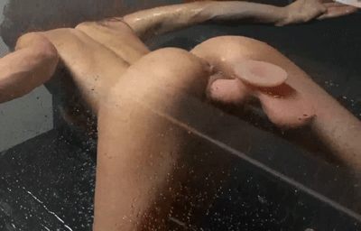 Pendejas colandose dildos-NuncaSonMuyGrandesParaUsarJuguete