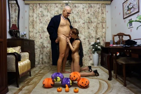 mística de una bruja seductora 😈