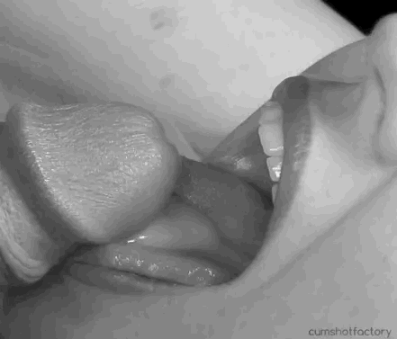 GIFs Descargando. . .