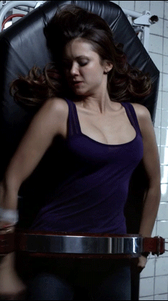 Nina Dobrev