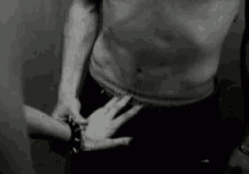 Siesta en la Cuarentena... (GIF + mini relato)