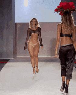 Gifs abuelo y nieta