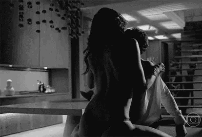 Algo de spanking y de cabalgata (Gif & Relato)