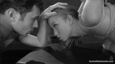 Putitas muy bien usadas (gif)