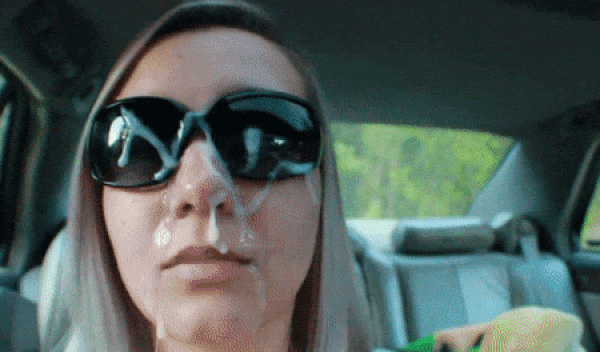 Sexo en el coche - gifs 01