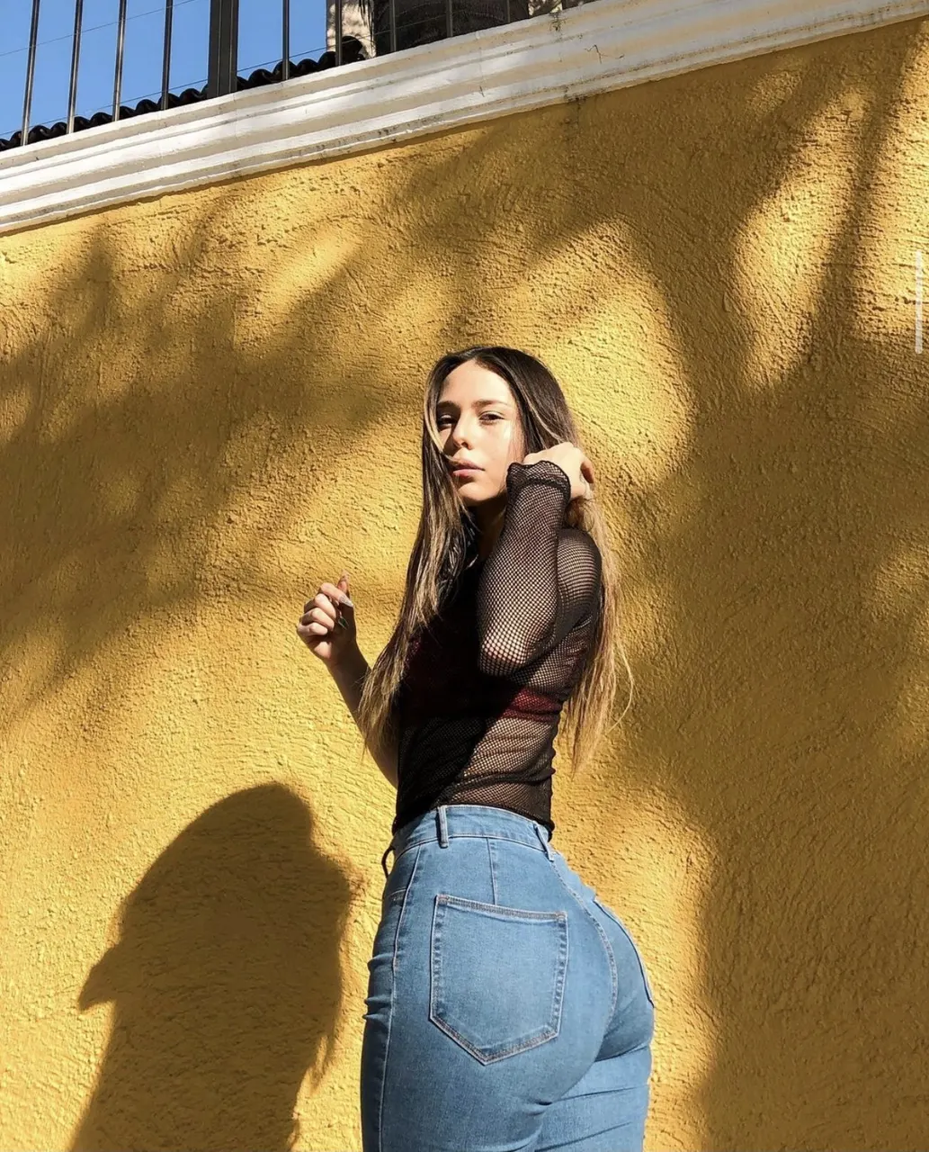 Mia