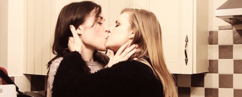 Gif Lesbian