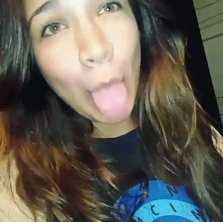 Llegó el frío y mi novia quiere su leche calientita (soft)