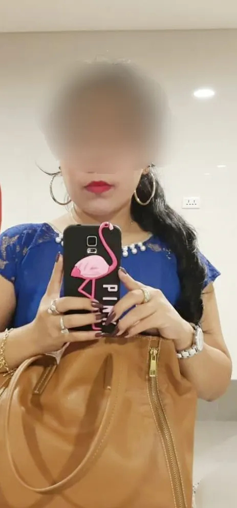 Del cine al alojamiento con mi madurita casada y linda