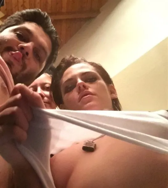 Kristen Stewart y Miley Cyrus (desnudas) 😉