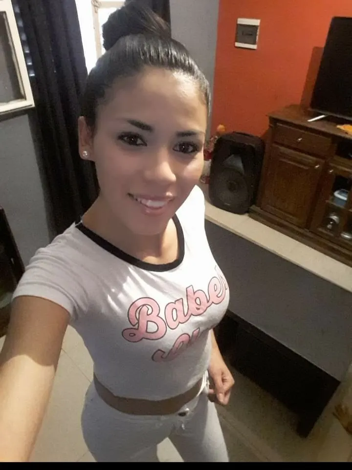 Les presento a gisela una amiga de cordoba capital
