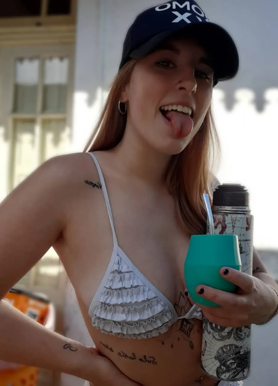 Seré tetona y culona softt🔥🤤