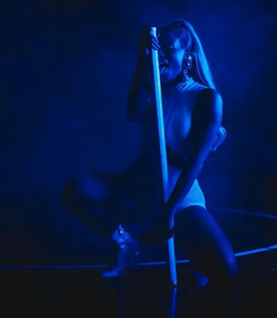 Anitta, como me calienta esta mina