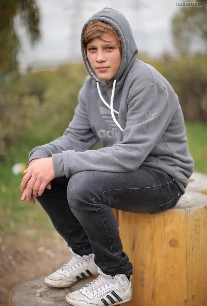 El chico de la sudadera