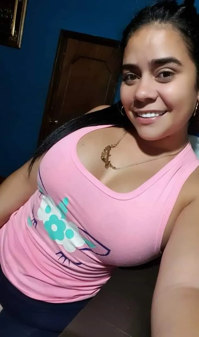 Sabrosa tetona de face (soft)
