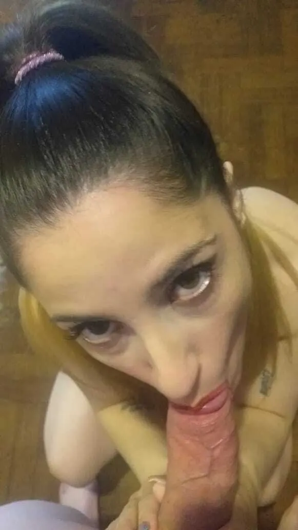 Rubia Divina y petera