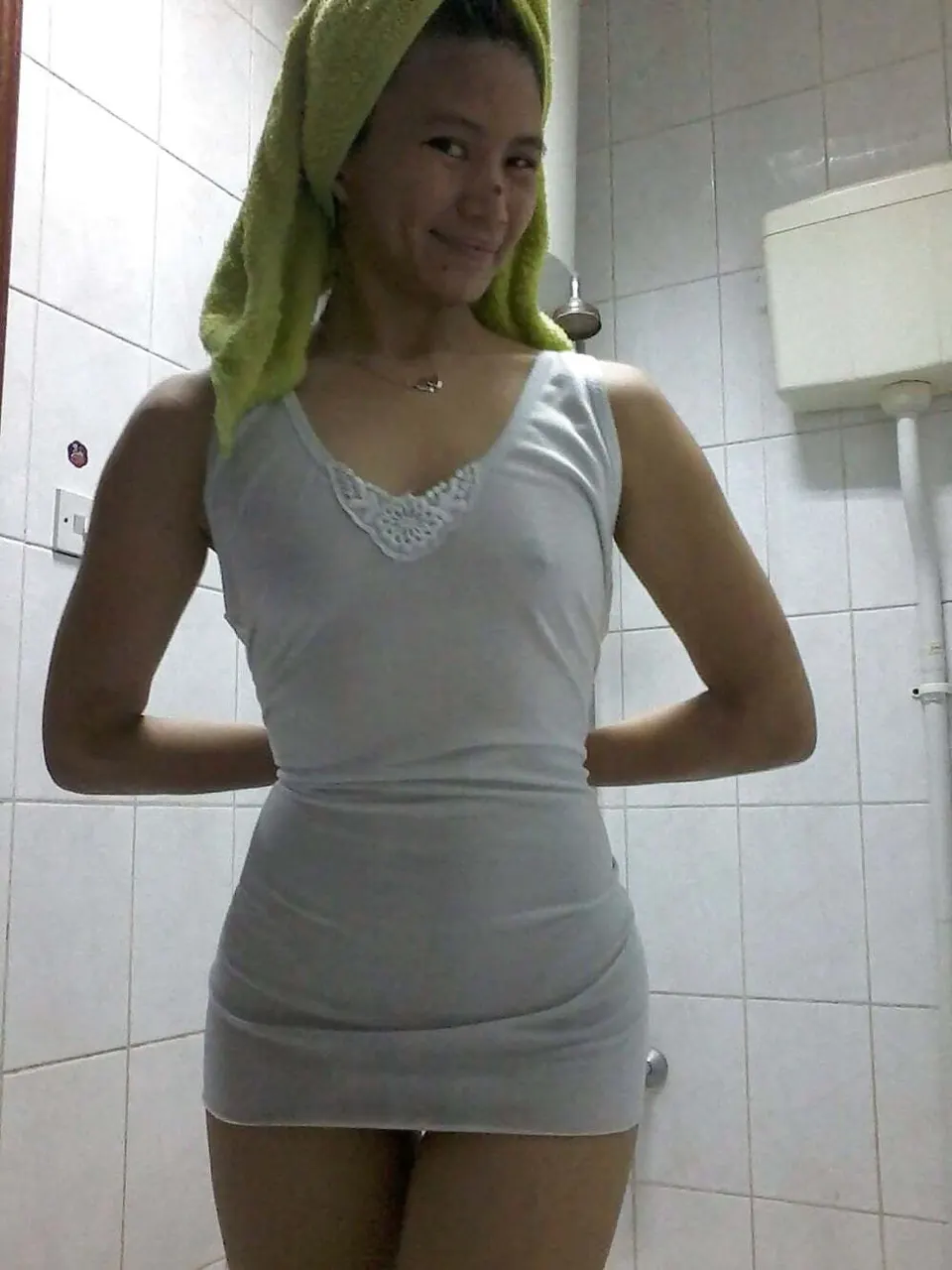 asiatica madurita joven