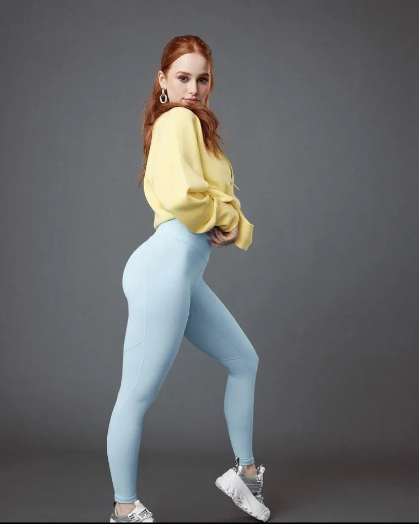 Madelaine Petsch (No porno)