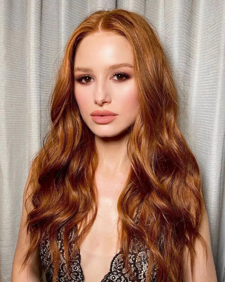 Madelaine Petsch (No porno)