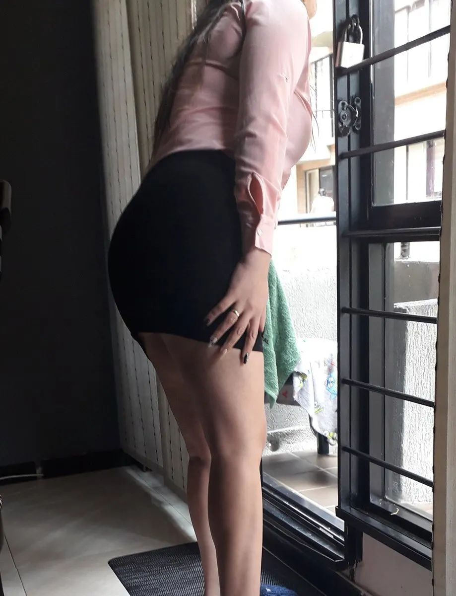 Marisela cojida por sus Jefes